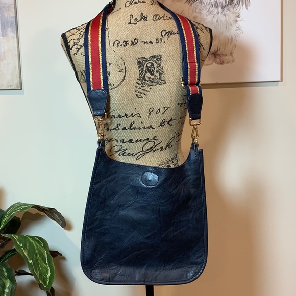 Ahdorned Handbags - Crossbody Messenger Bag